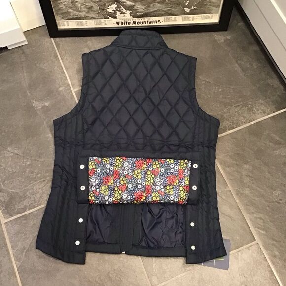 Regatta Charna Quilted Vest Womens Size S Navy Floral Insulated Bodywarmer Gorp - Picture 7 of 16